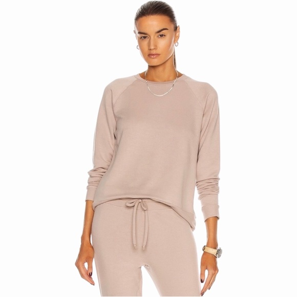 Beyond Yoga Raglan Crew Fleece Pullover in Chai - Picture 4 of 14